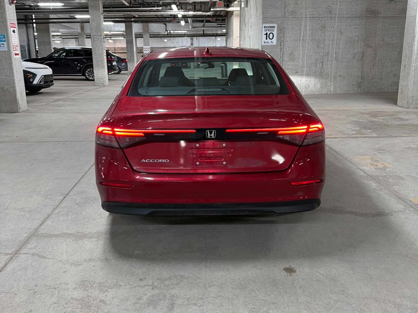 Honda Accord EX/Adaptive Cruise Control/Keyless/Blind Spot, снимка 7 - Автомобили и джипове - 54336614