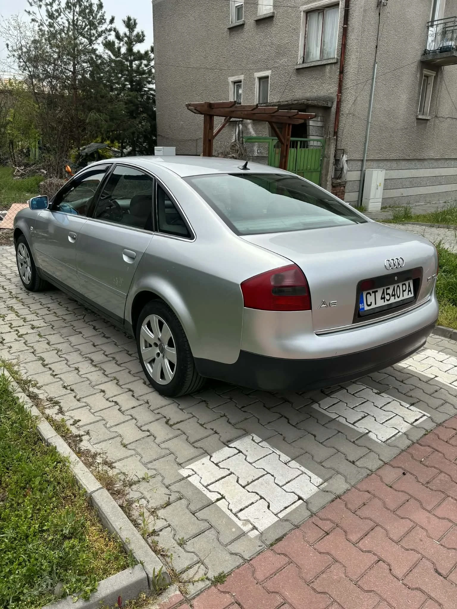 Audi A6 1.9 TDI, снимка 5 - Автомобили и джипове - 54356688