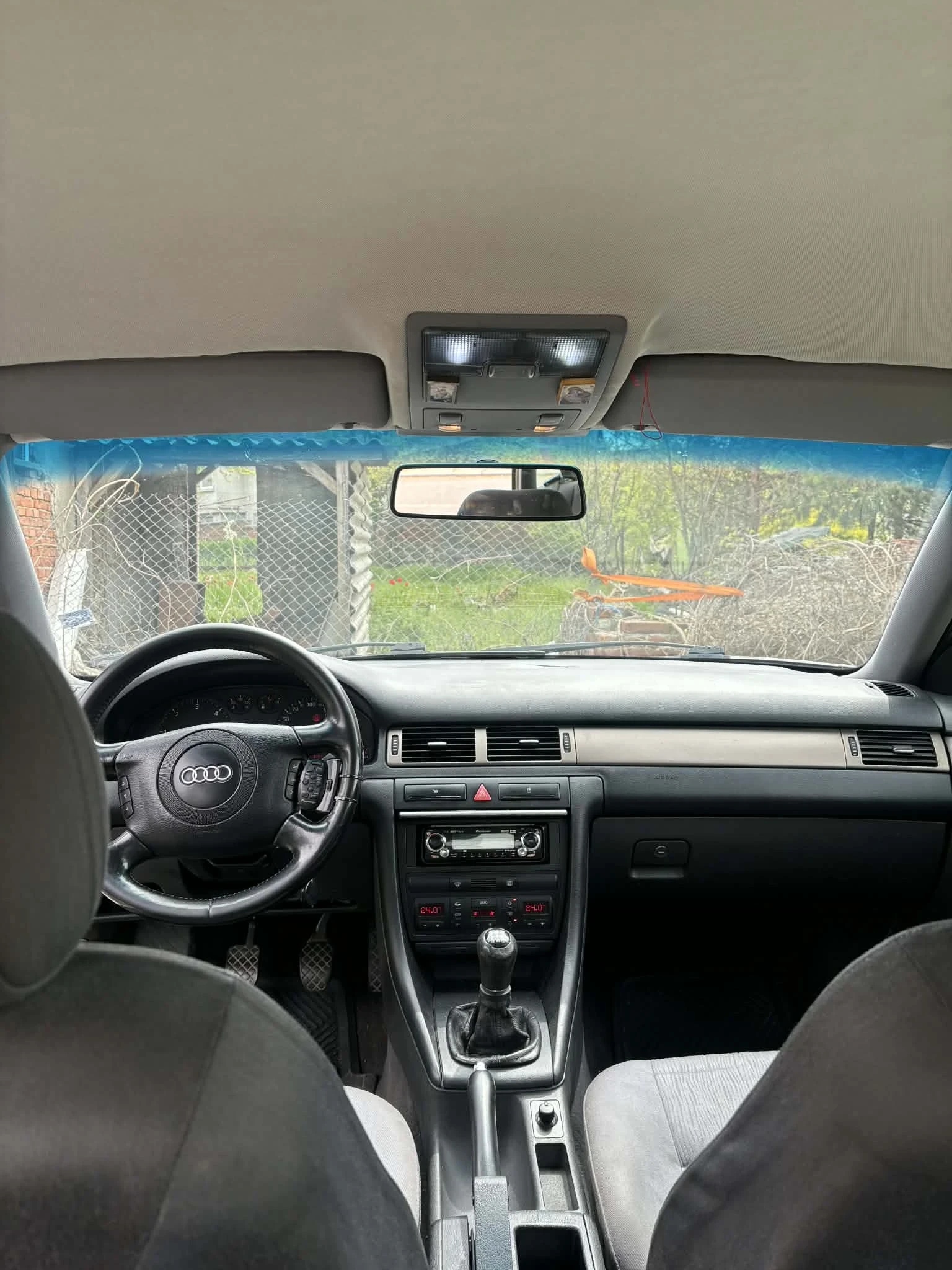 Audi A6 1.9 TDI, снимка 10 - Автомобили и джипове - 54356688