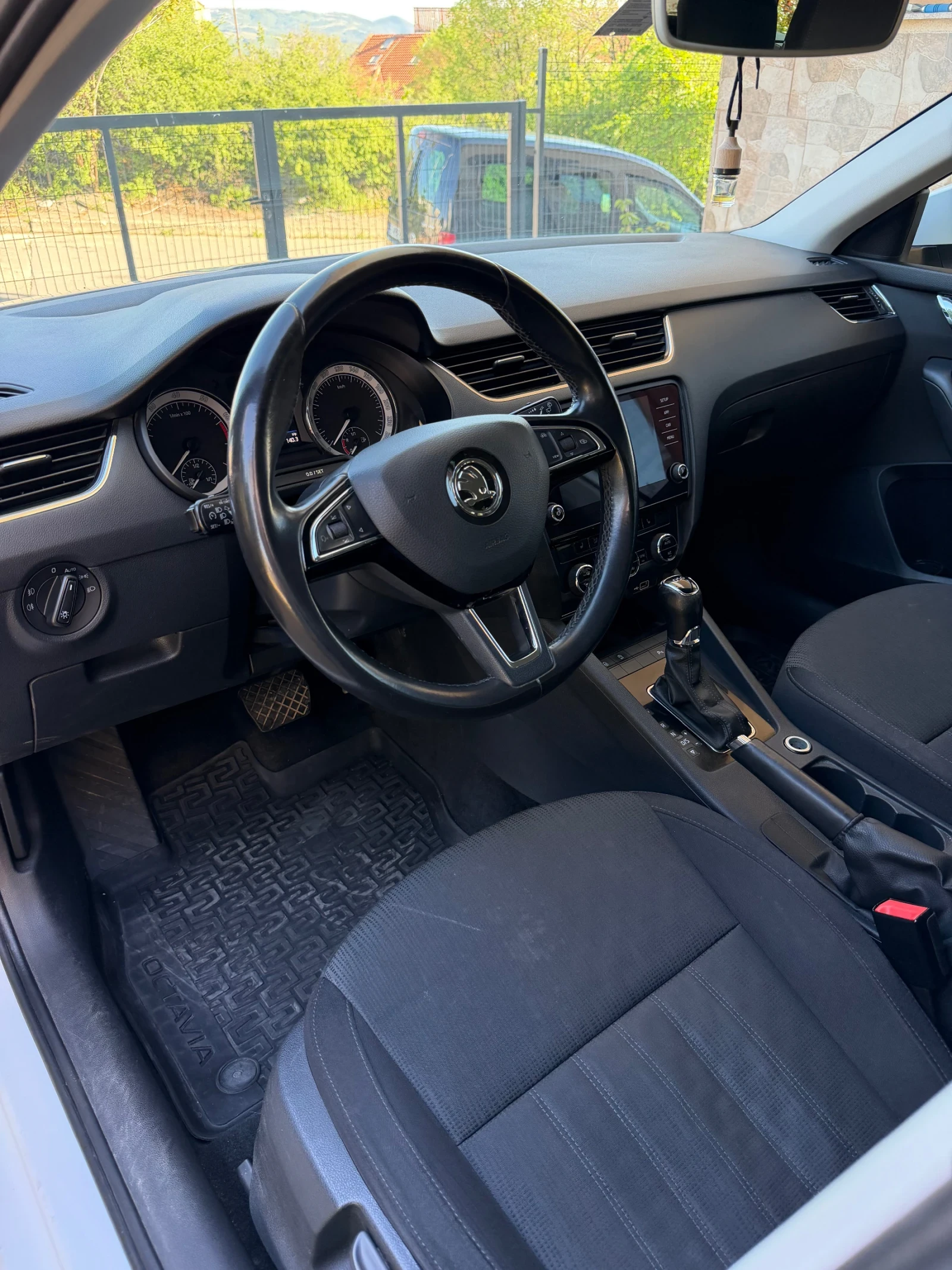 Skoda Octavia Skoda Octavia 1.5 G-TEC Метан, снимка 7 - Автомобили и джипове - 54477539