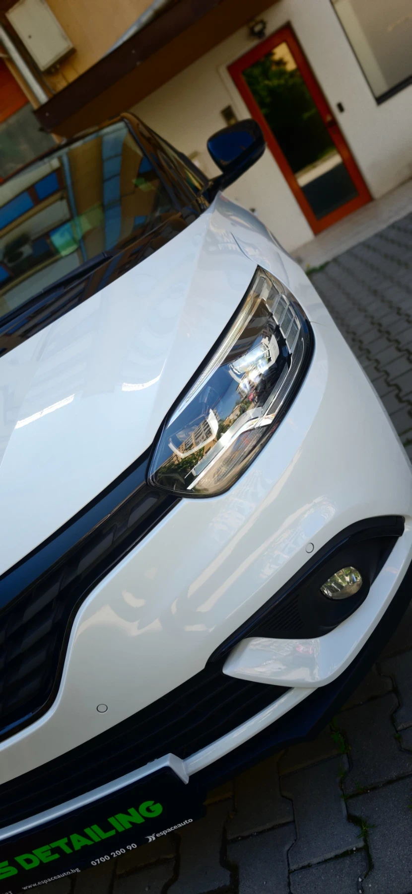 Renault Scenic 1.5 dciLEDnavi, снимка 3 - Автомобили и джипове - 55163536