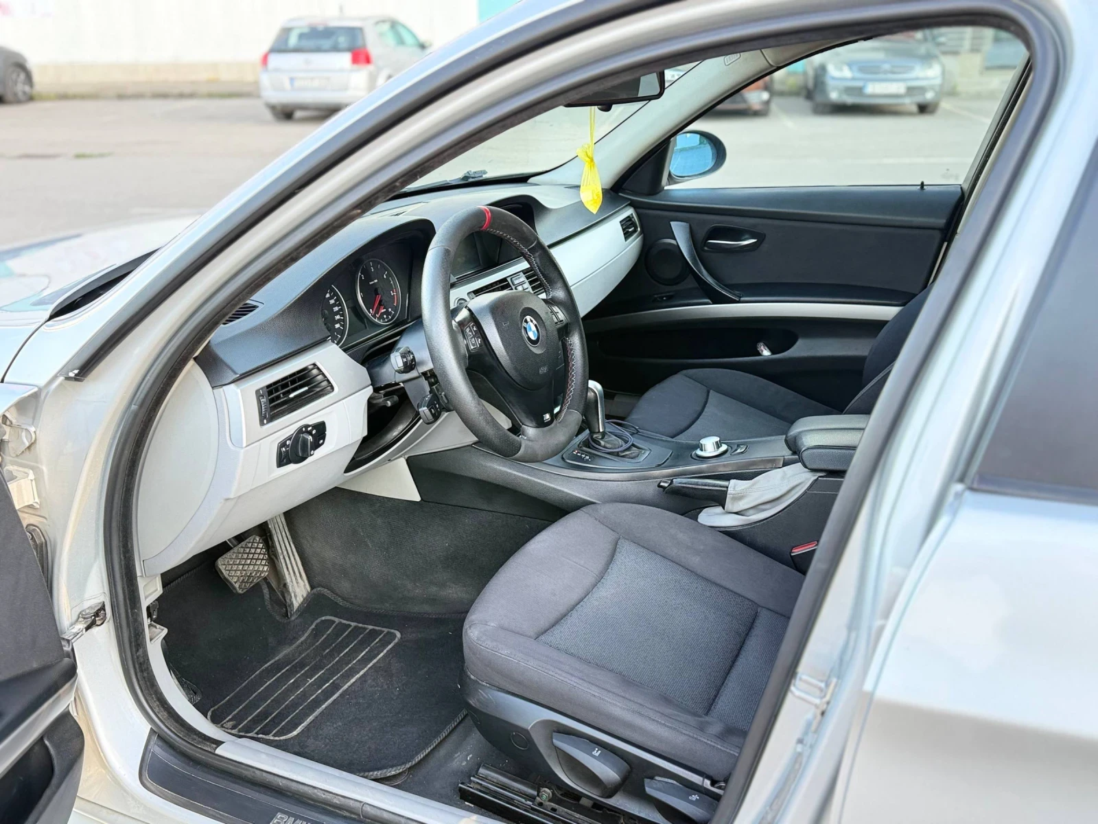 BMW 320, снимка 8 - Автомобили и джипове - 54715646