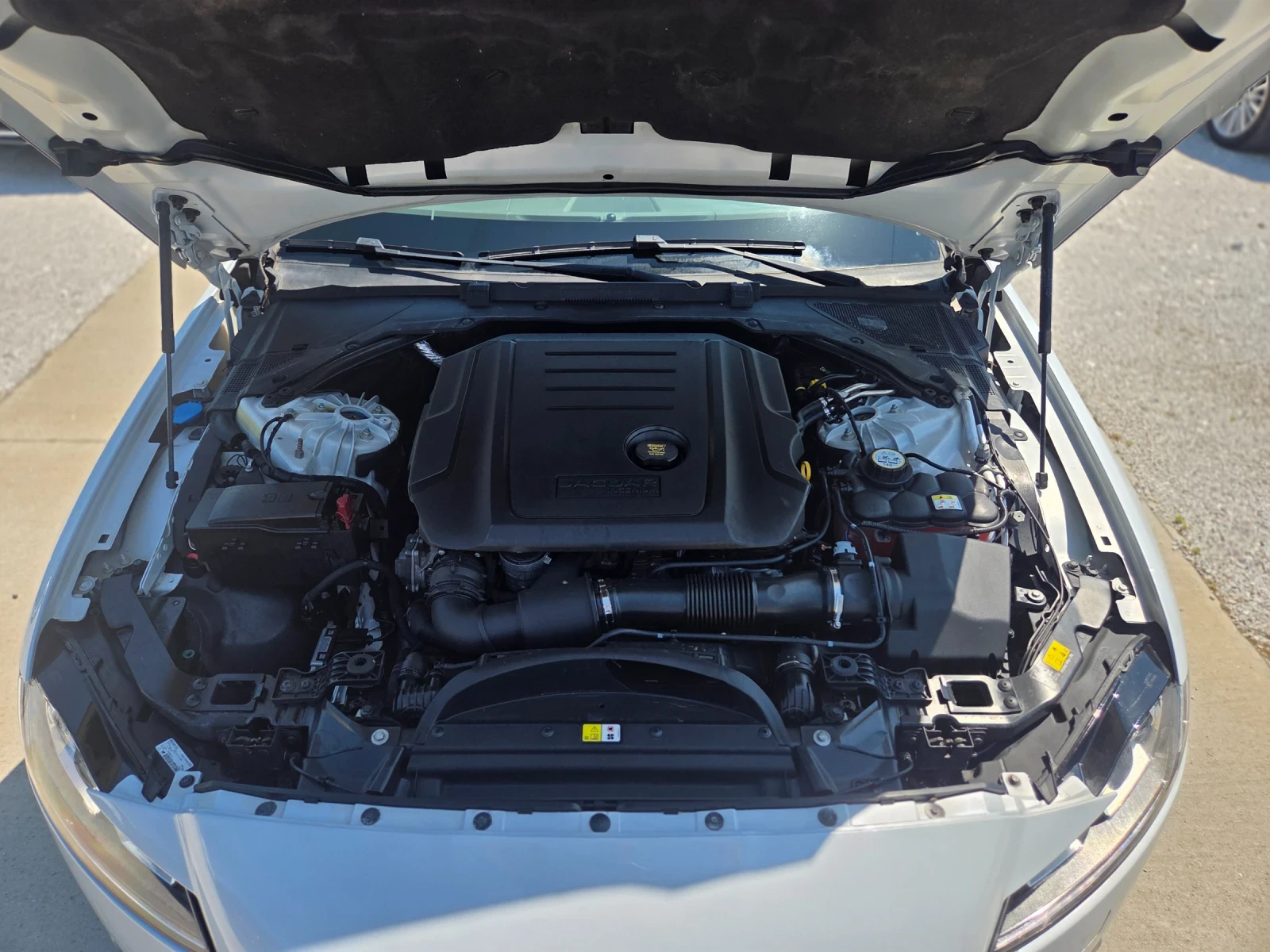 Jaguar Xf 2.0TDi/E6/   4-4/NAVI/FULL MAX, снимка 10 - Автомобили и джипове - 55071634