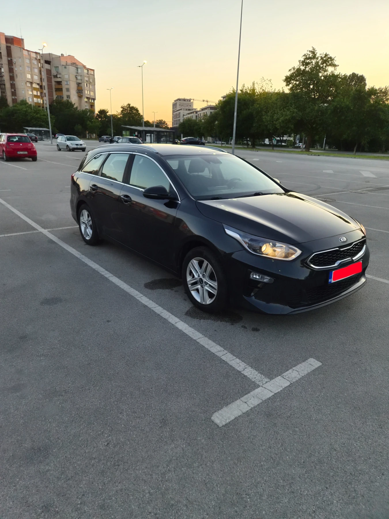 Kia Ceed, снимка 6 - Автомобили и джипове - 55326467
