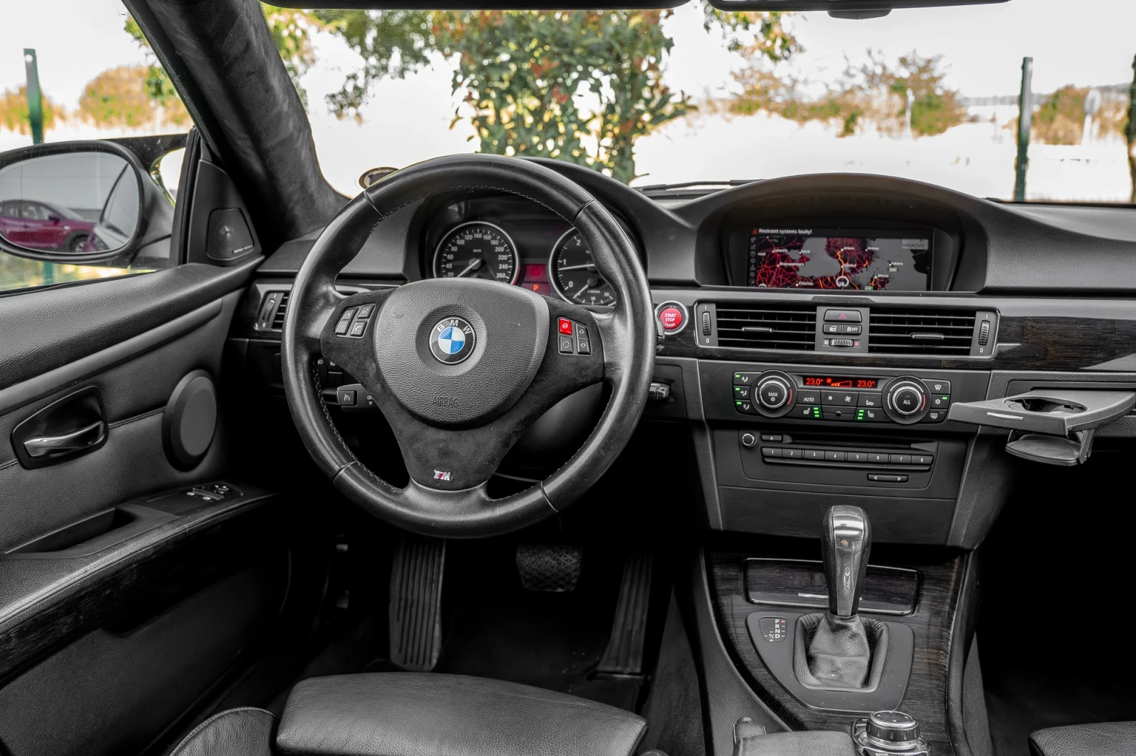BMW 335 d LCI 2011 / M pack / Harman/kardon / Keyless go | Mobile.bg � ����������� 9
