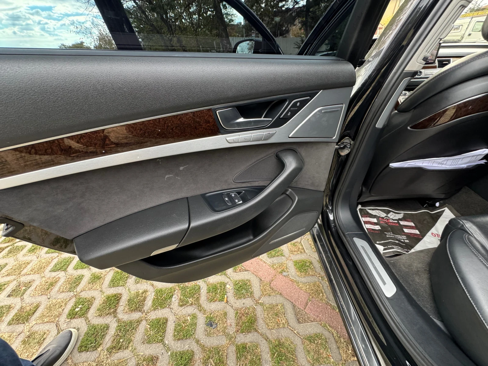 Audi A8, снимка 8 - Автомобили и джипове - 56556187