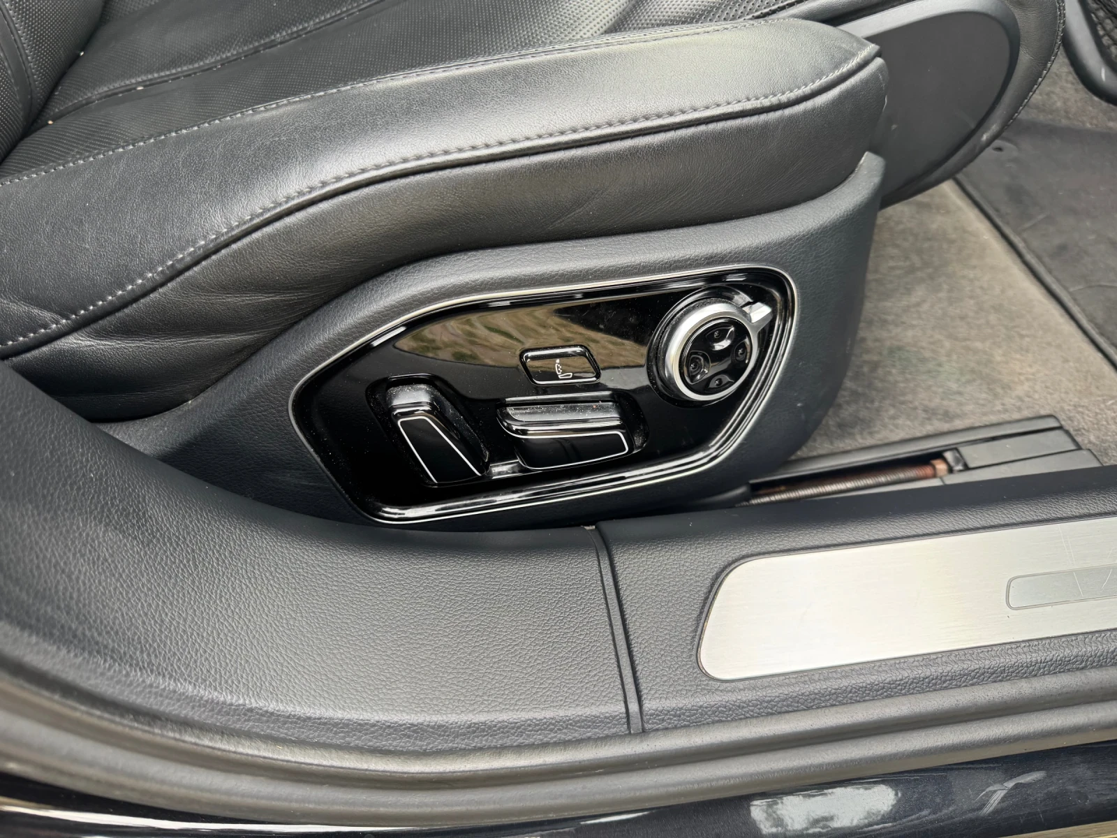 Audi A8, снимка 11 - Автомобили и джипове - 56556187