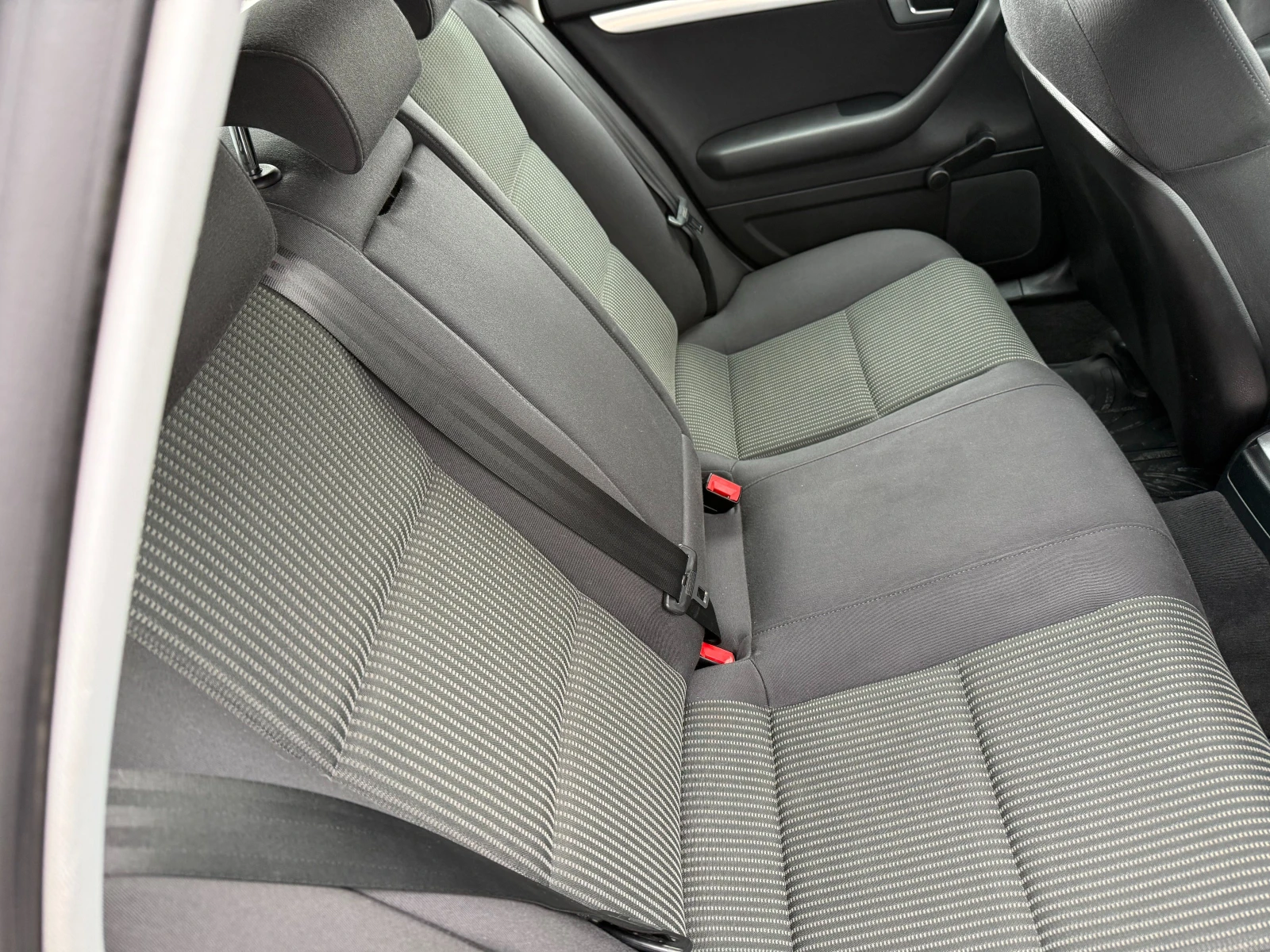 Audi A4 2, 0 TDI  КЛИМАТРОНИК !!S-line ! ! ! QUATTRO !! , снимка 12 - Автомобили и джипове - 56645387