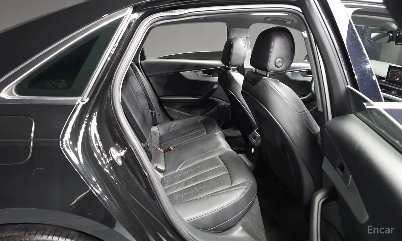 Audi A4 * 30 TDI * , снимка 12 - Автомобили и джипове - 56734755