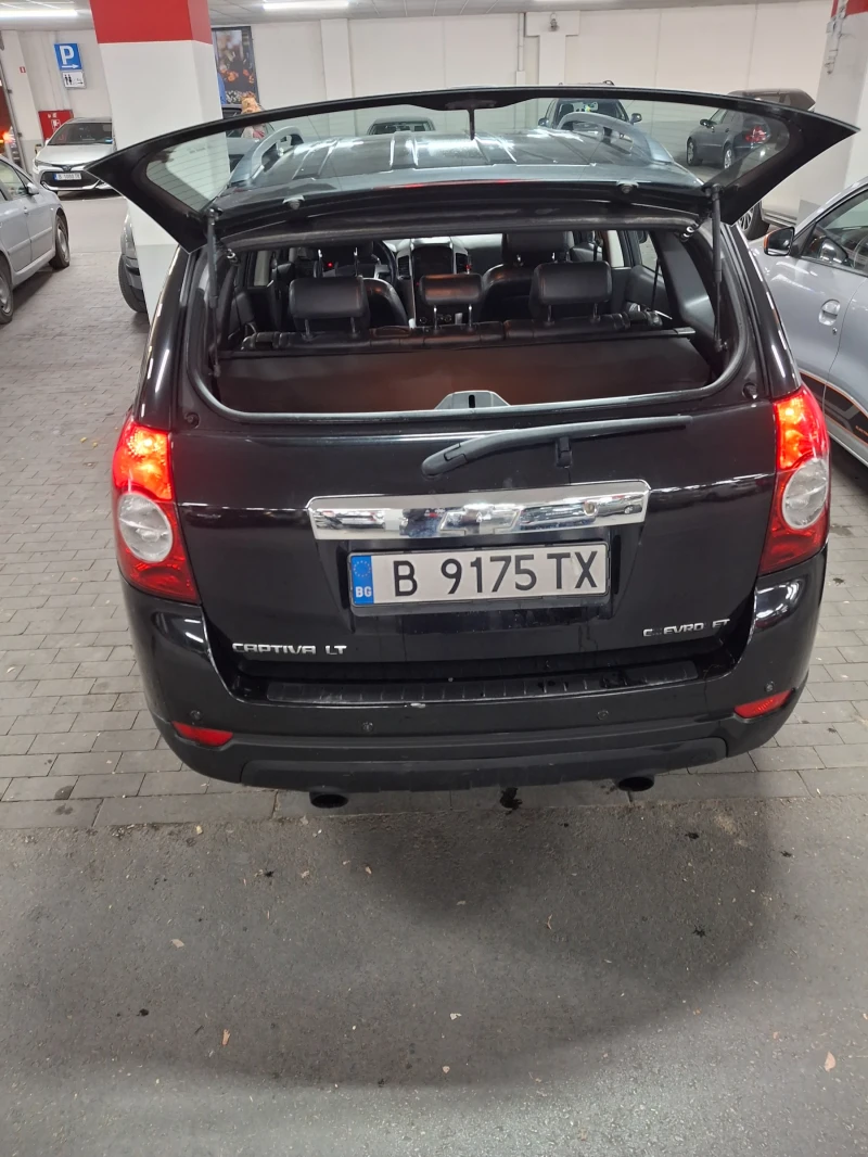 Chevrolet Captiva 2.0, снимка 8 - Автомобили и джипове - 48199304