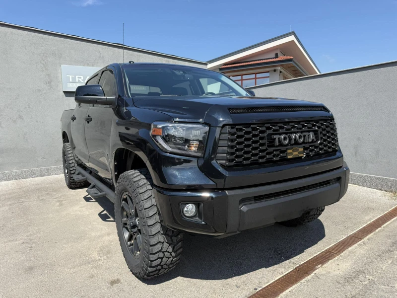 Toyota Tundra 5.7L V8 CREW MAX AWD FACELIFT, снимка 3 - Автомобили и джипове - 51305026