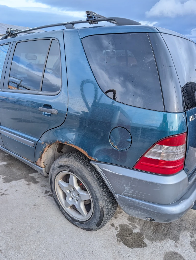 Mercedes-Benz ML 320, снимка 10 - Автомобили и джипове - 52975021