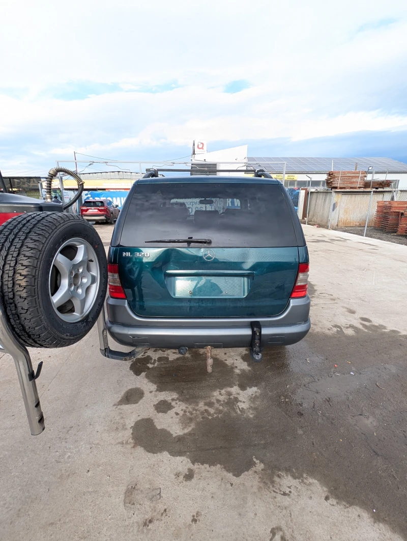 Mercedes-Benz ML 320, снимка 5 - Автомобили и джипове - 52975021
