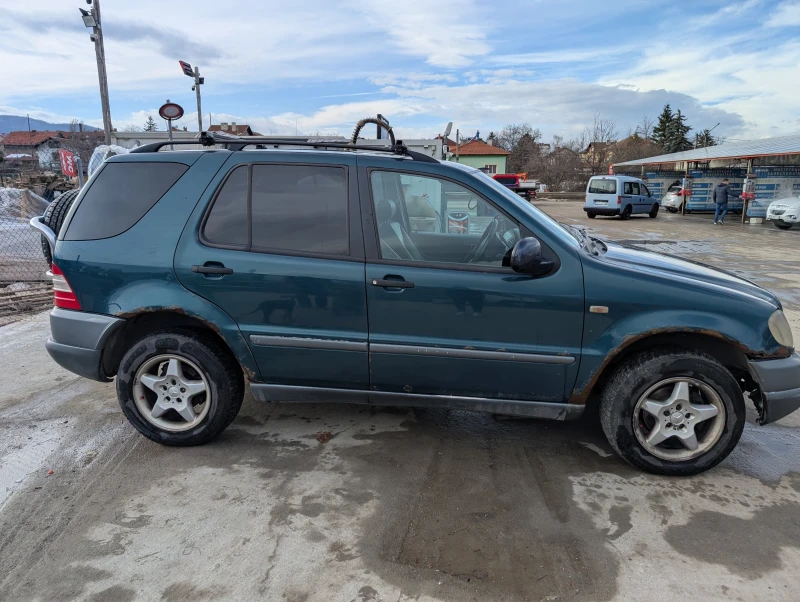 Mercedes-Benz ML 320, снимка 2 - Автомобили и джипове - 52975021