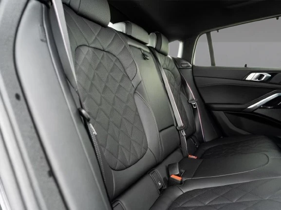 BMW X6 30d xDrive = M-Sport = Гаранция, снимка 11 - Автомобили и джипове - 55433794