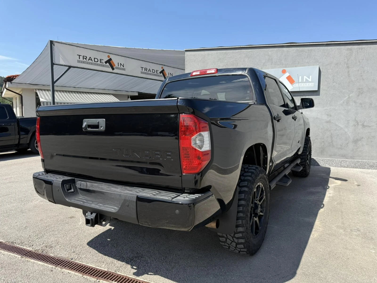 Toyota Tundra 5.7L V8 CREW MAX AWD FACELIFT - изображение 4