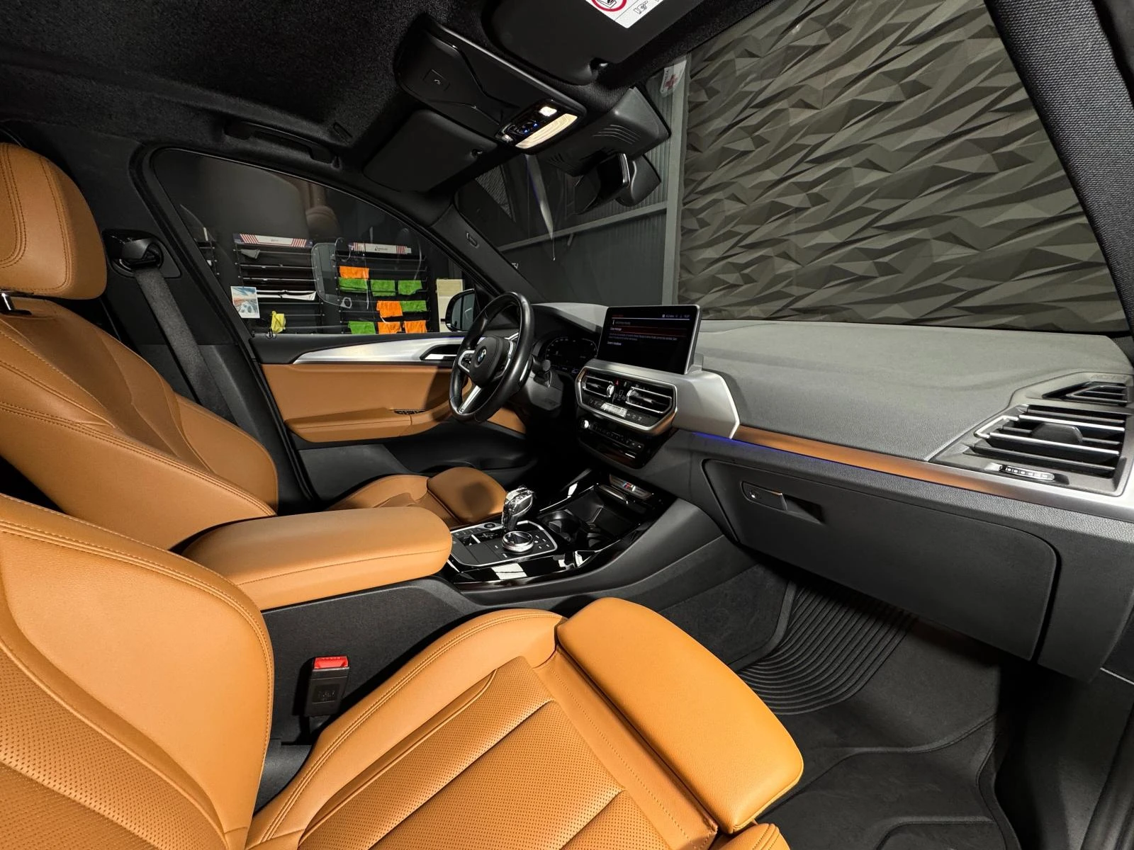 BMW X3 xDrive20d M-pack* Camera* MAXTON DESIGN - изображение 10