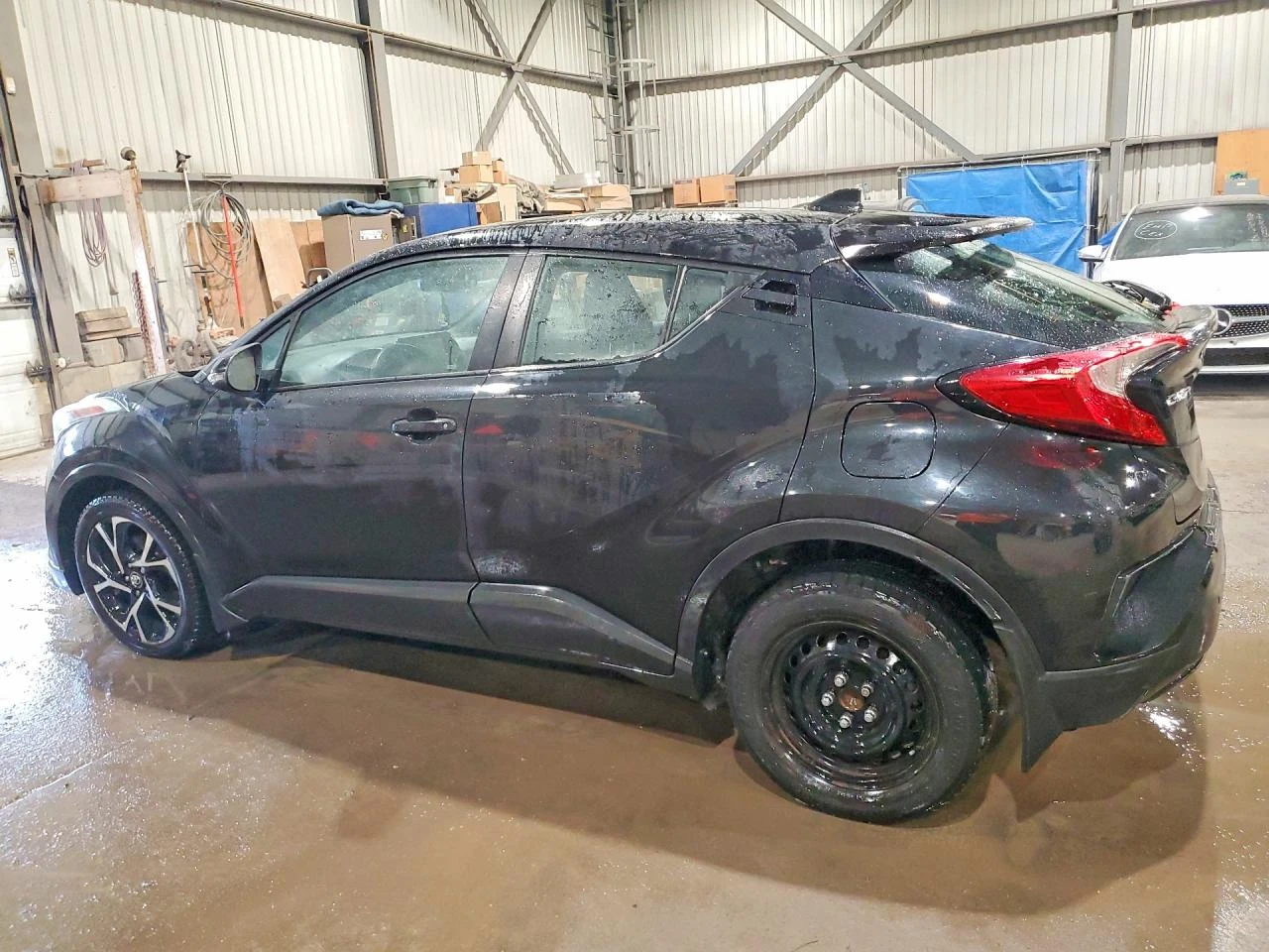 Toyota C-HR 2.0l Xle, снимка 2 - Автомобили и джипове - 54726369
