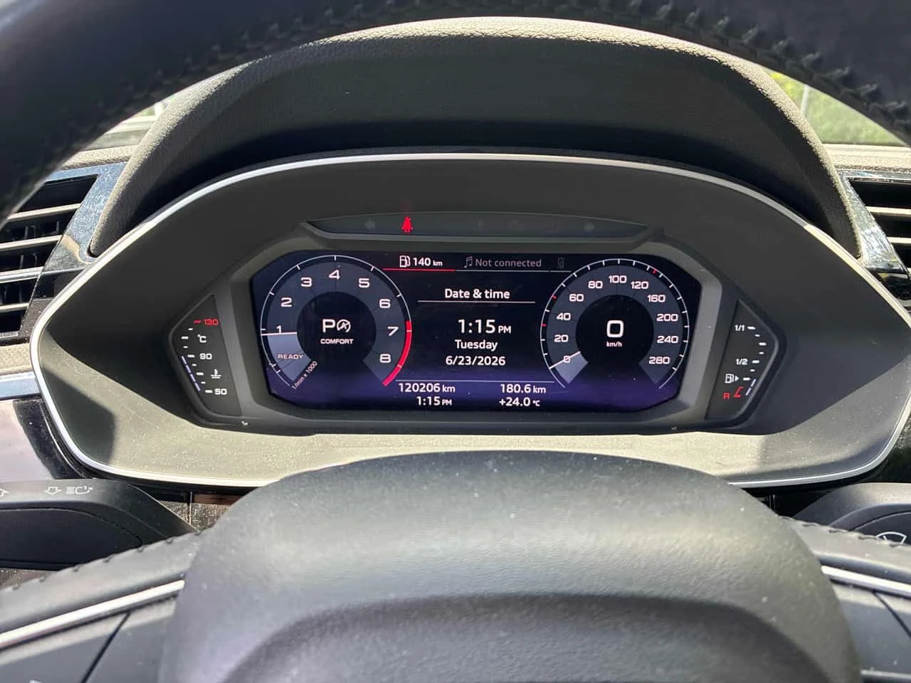 Audi Q3  Komfort /CARFAX/Панорама/Памет/Подгрев/Клип, снимка 8 - Автомобили и джипове - 55073536