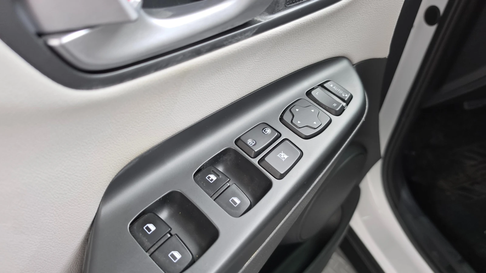 Hyundai Kona Keyless | Подгрев | Lane assist, снимка 11 - Автомобили и джипове - 55772785