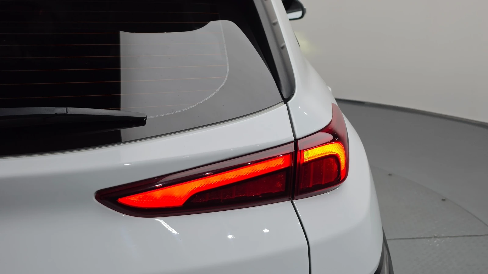 Hyundai Kona Keyless | Подгрев | Lane assist, снимка 6 - Автомобили и джипове - 55772785