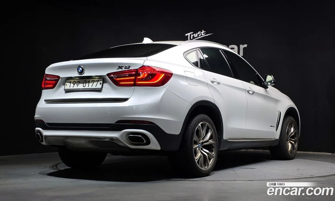BMW X6 xDrive 40d, снимка 2 - Автомобили и джипове - 56157074