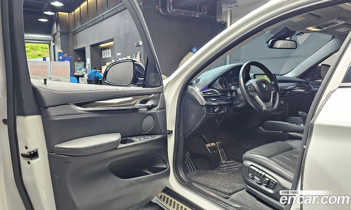 BMW X6 xDrive 40d, снимка 10 - Автомобили и джипове - 56157074