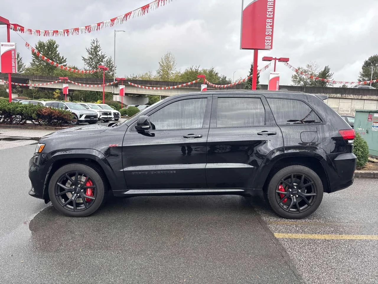 Jeep Grand cherokee * SRT * АВТОКРЕДИТ БЕЗ ПЪРВОНАЧАЛНА ВНОСКА* , снимка 2 - Автомобили и джипове - 56237937