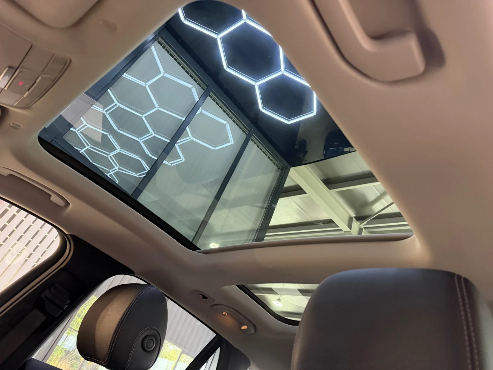 Mercedes-Benz GLC 300 EQ BOOST 4 MATIC * AMG * BURMESTER * �������� | Mobile.bg � ����������� 14