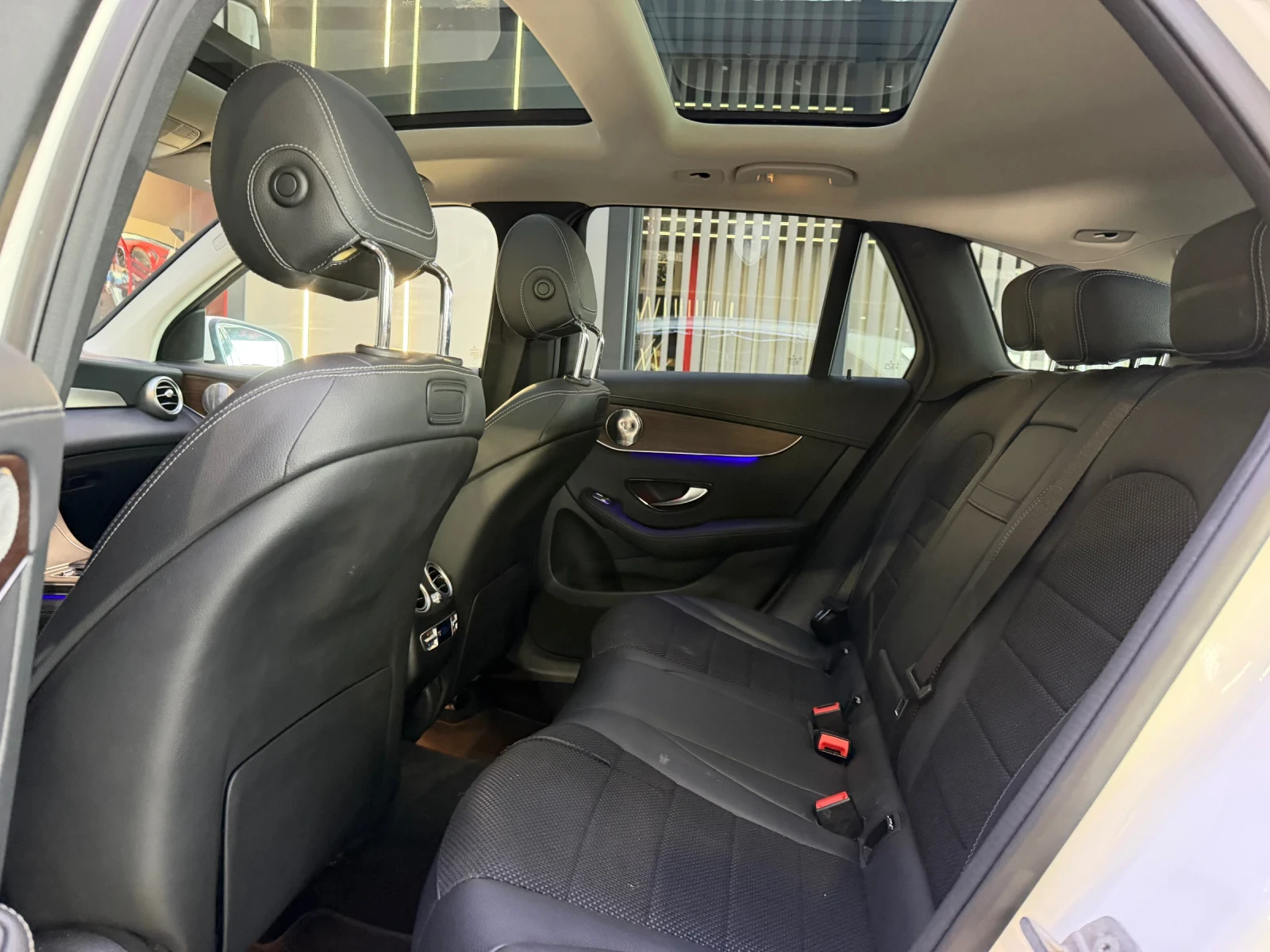 Mercedes-Benz GLC 300 EQ BOOST 4 MATIC * AMG * BURMESTER * �������� | Mobile.bg � ����������� 5