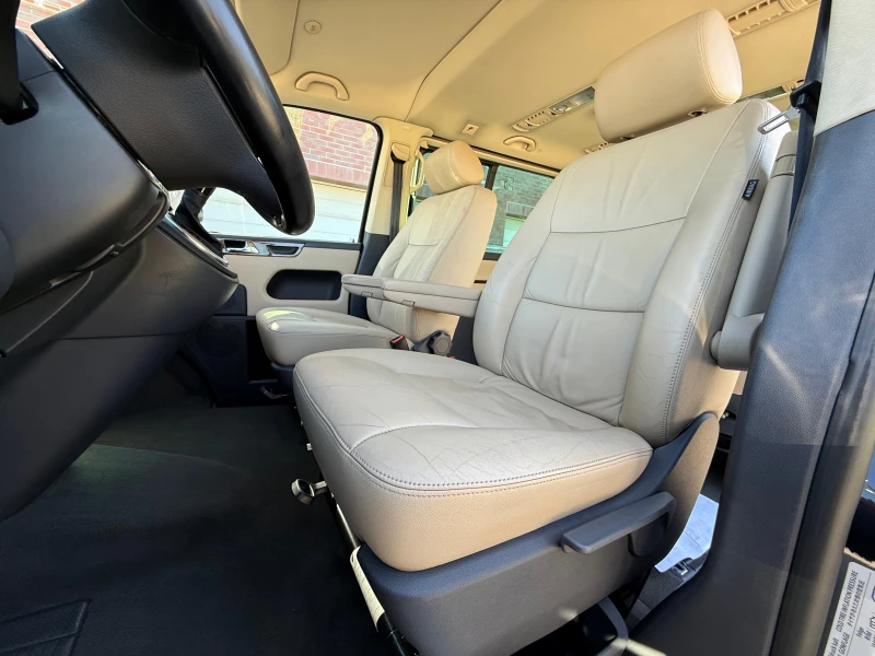 VW Multivan HIGHLINE-4X4-2.0TDI-6+ 1-AVTOMAT-FULL-FULL-CH, снимка 11 - Бусове и автобуси - 50099149