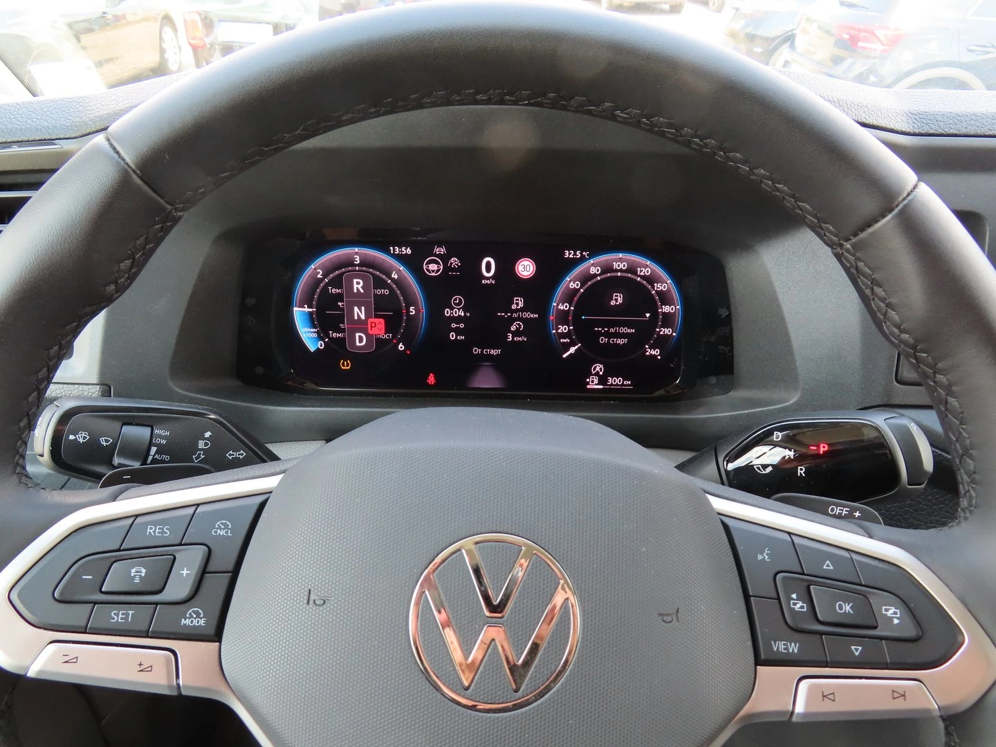 VW Crafter 35 Kasten M 11.3 m3 TDI предно - изображение 5