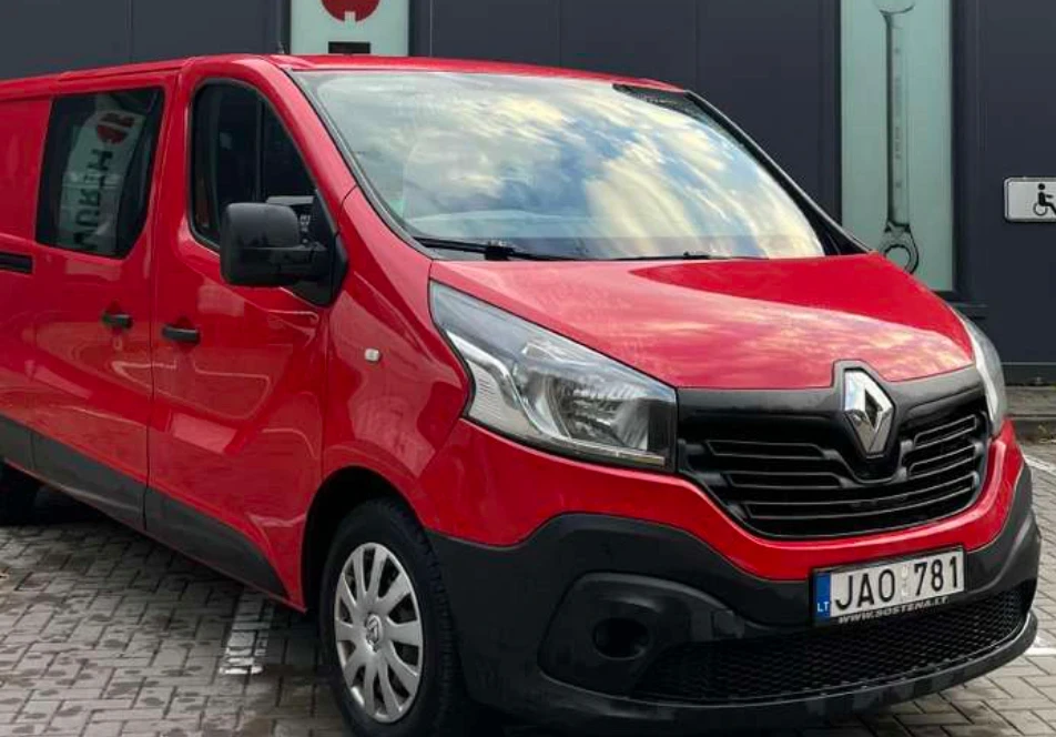 Renault Trafic 6 места дълга база - изображение 4