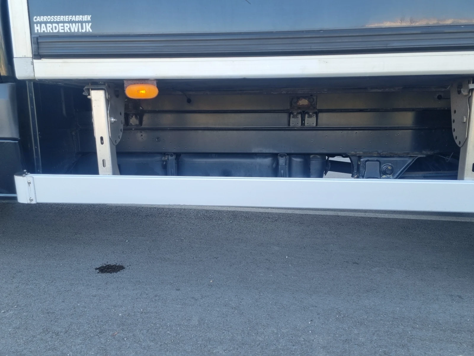 VW Crafter БОРД+ AC+ FRIGO, снимка 4 - Бусове и автобуси - 55500649
