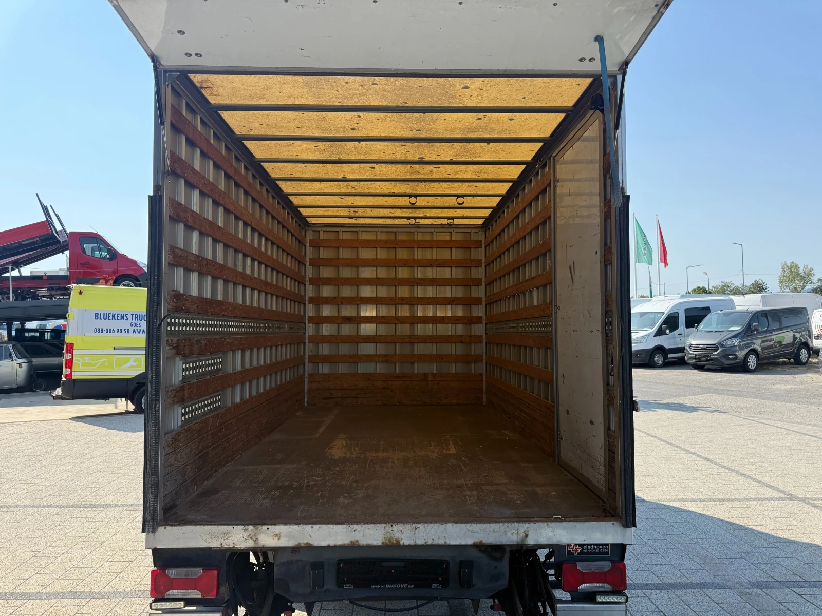 Iveco Daily 40C18 3.0HPI до 3.5т. 4.20м. 1000кг борд Клима , снимка 16 - Бусове и автобуси - 55775284