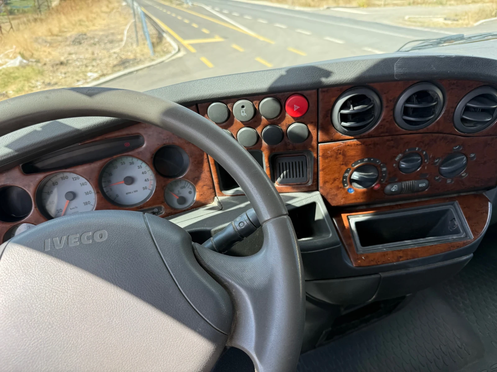 Iveco 35c13 2.8 TDI KLIMA, снимка 11 - Бусове и автобуси - 56243142