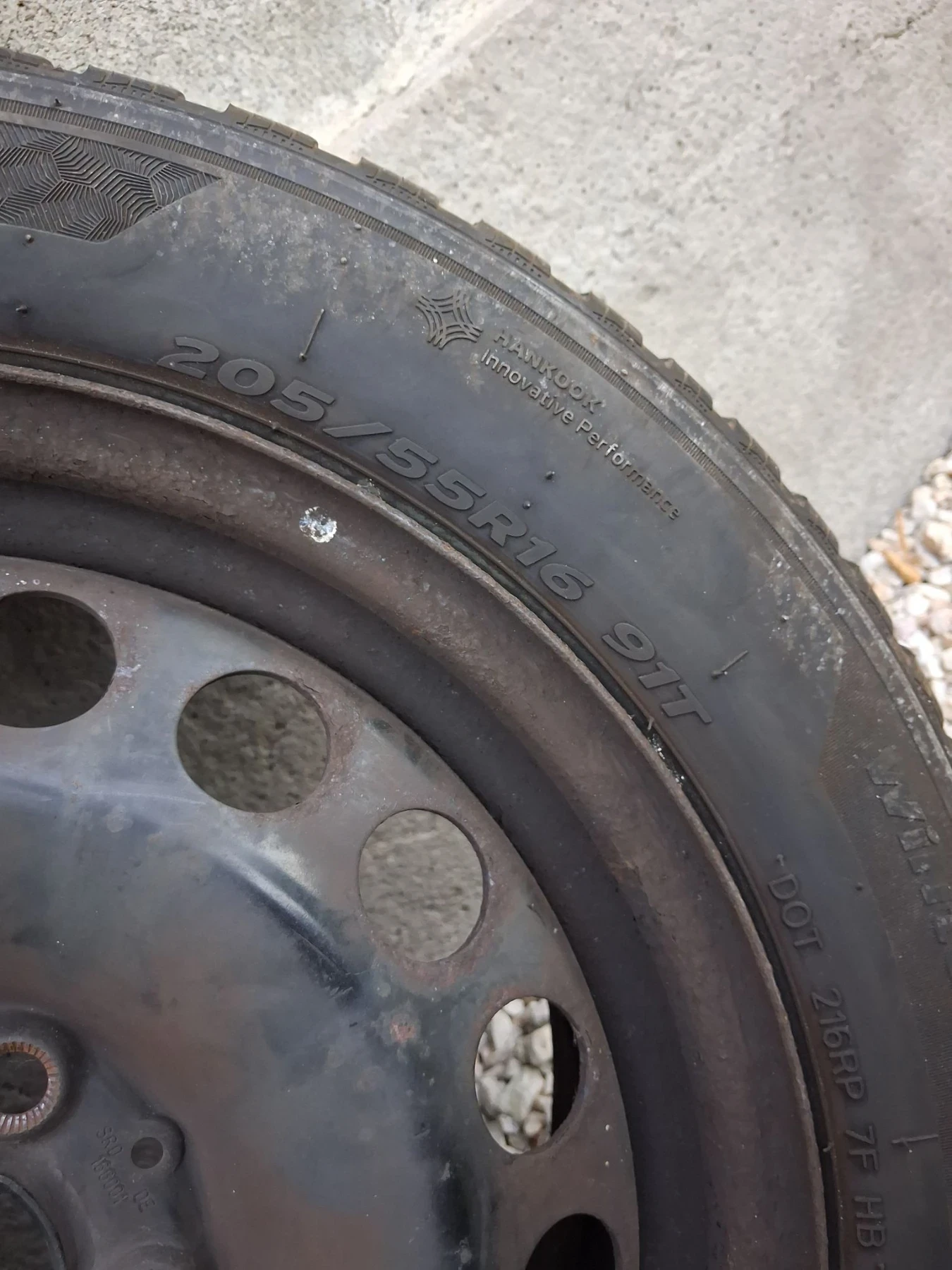 Гуми с джанти Hankook 205/55R16, снимка 5 - Гуми и джанти - 55958239