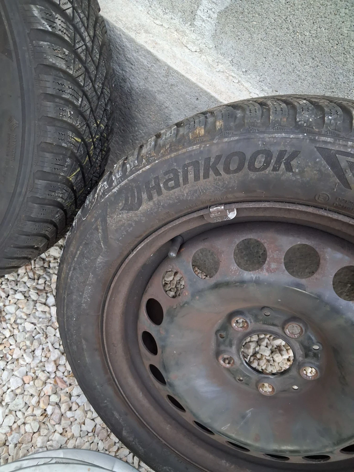Гуми с джанти Hankook 205/55R16, снимка 2 - Гуми и джанти - 55958239