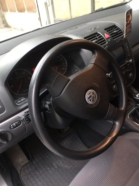 VW Golf 1.9, снимка 6