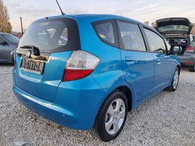 Honda Jazz 1.4i КЛИМАТРОНИК, ПОДГРЕВ НА СЕДАЛКИ , снимка 8