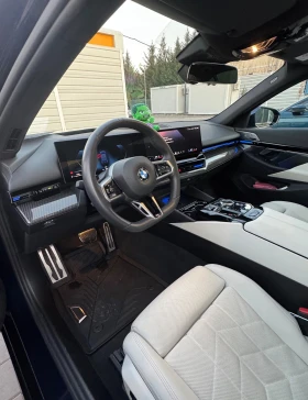 BMW 520 xDrive M-Sport  - 140199 лв. / 71682.61 € - 22375439 11