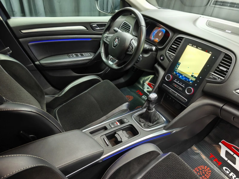 Renault Megane 1.2T 6c.k * NAVI* CAM* FULL LED* , снимка 12 - Автомобили и джипове - 52040230
