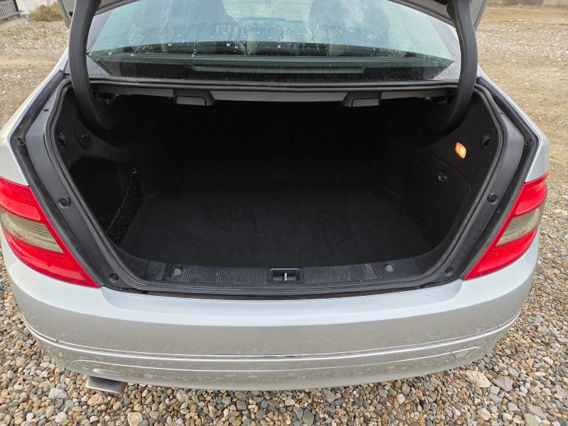 Mercedes-Benz C 220 2.2 сdi 170 k.c Avangarde , снимка 12 - Автомобили и джипове - 52163324
