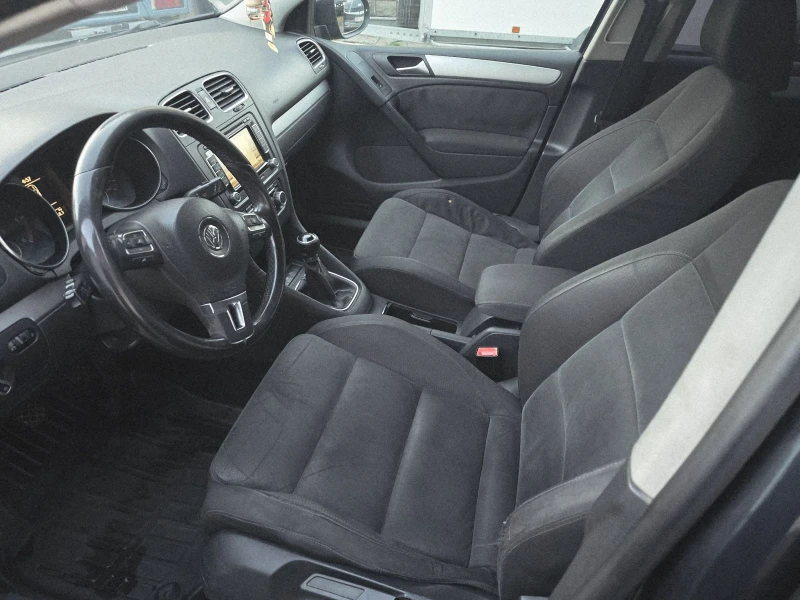 VW Golf GTI, снимка 9 - Автомобили и джипове - 52433570