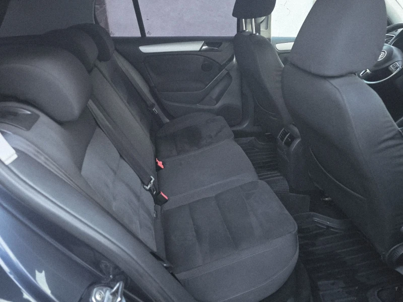 VW Golf GTI, снимка 8 - Автомобили и джипове - 52433570