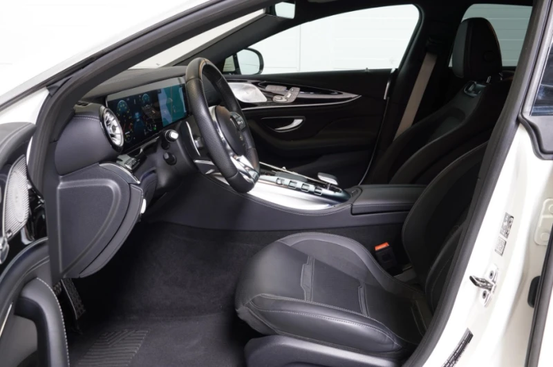 Mercedes-Benz AMG GT 53 4Matic+ , снимка 6 - Автомобили и джипове - 52490226