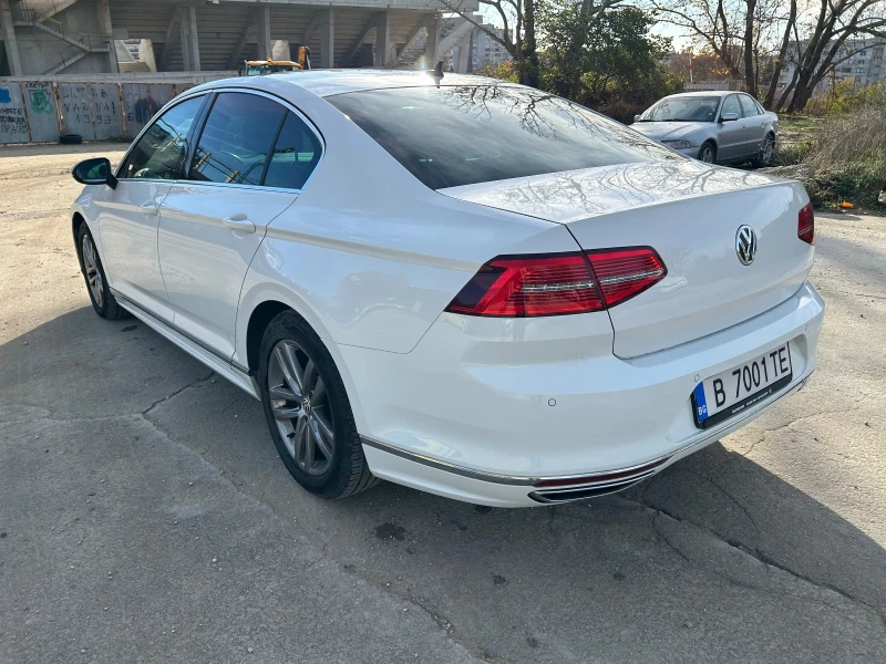 VW Passat R LINE, снимка 4 - Автомобили и джипове - 52539689