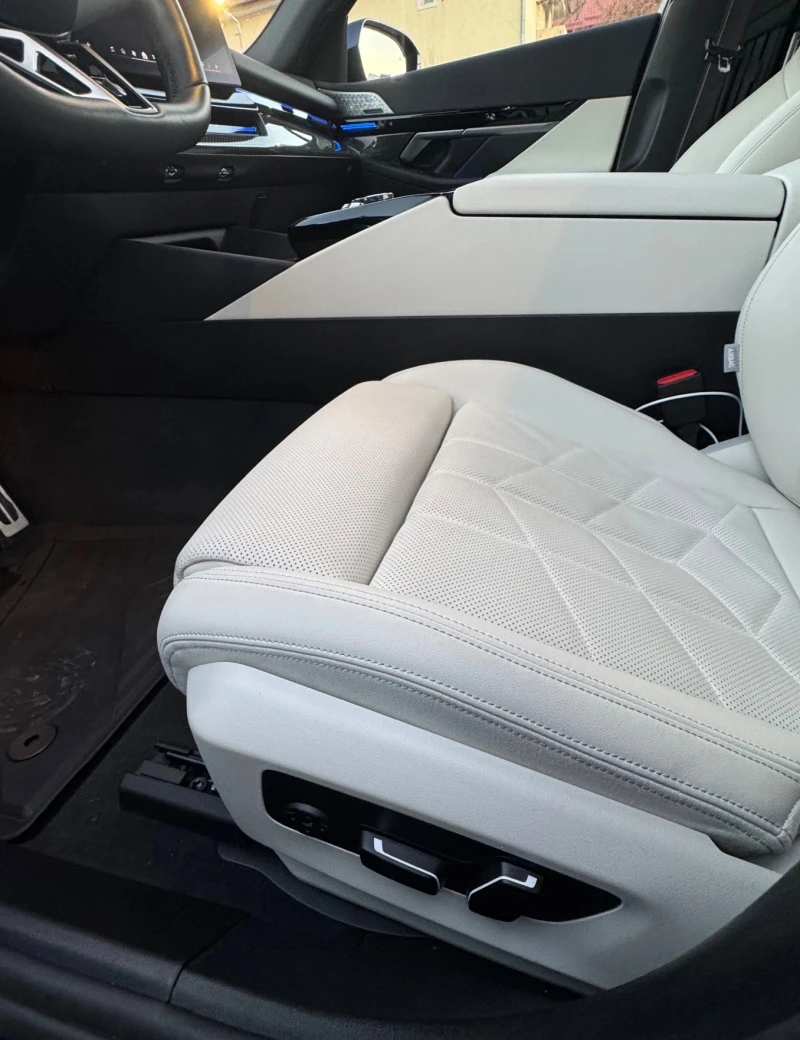 BMW 520 xDrive M-Sport , снимка 9 - Автомобили и джипове - 52622668