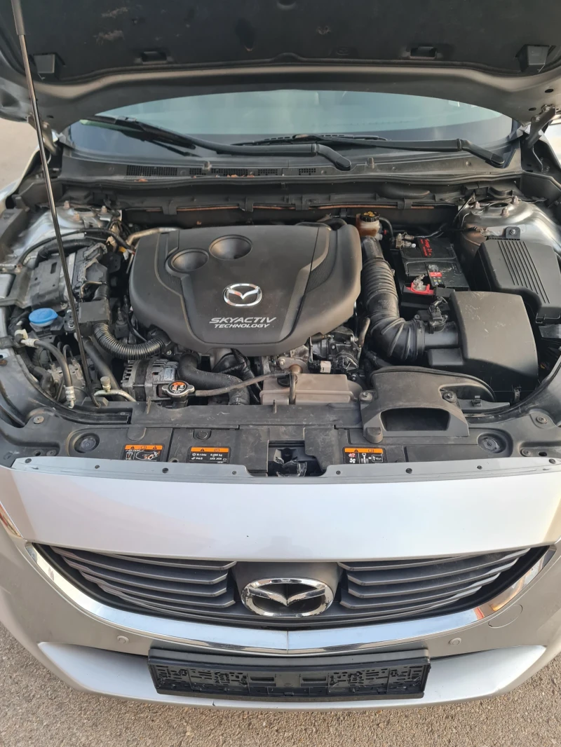 Mazda 6 2.2 SKYAKTIV 150к.с. 2016г. , снимка 17 - Автомобили и джипове - 52841565