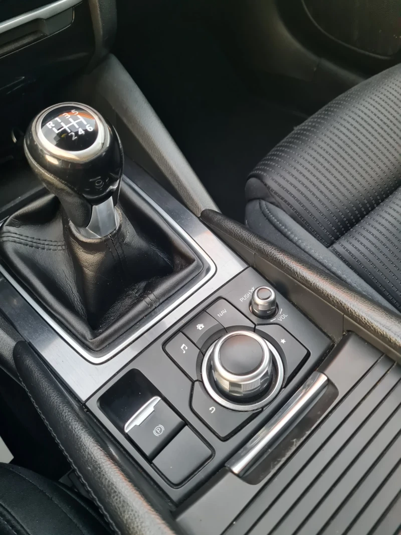 Mazda 6 2.2 SKYAKTIV 150к.с. 2016г. , снимка 10 - Автомобили и джипове - 52841565